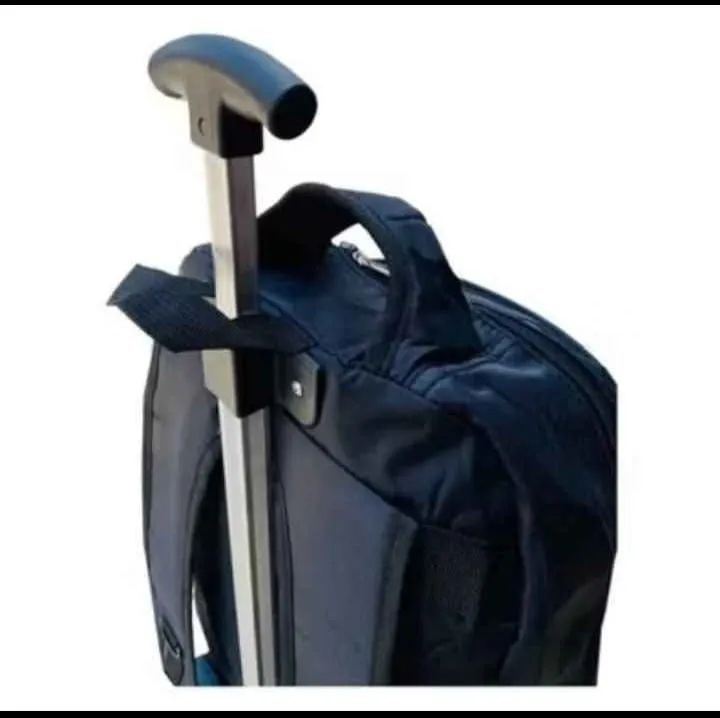 Mochila escolar com rodinhas  - Foto 4