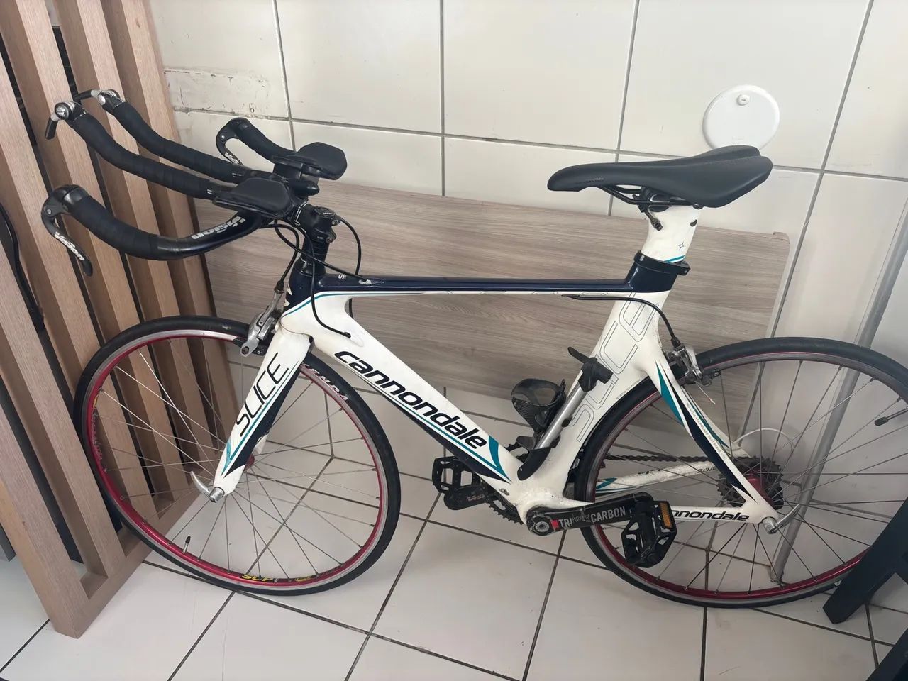 Bicicleta speed Cannondale slice carbono 