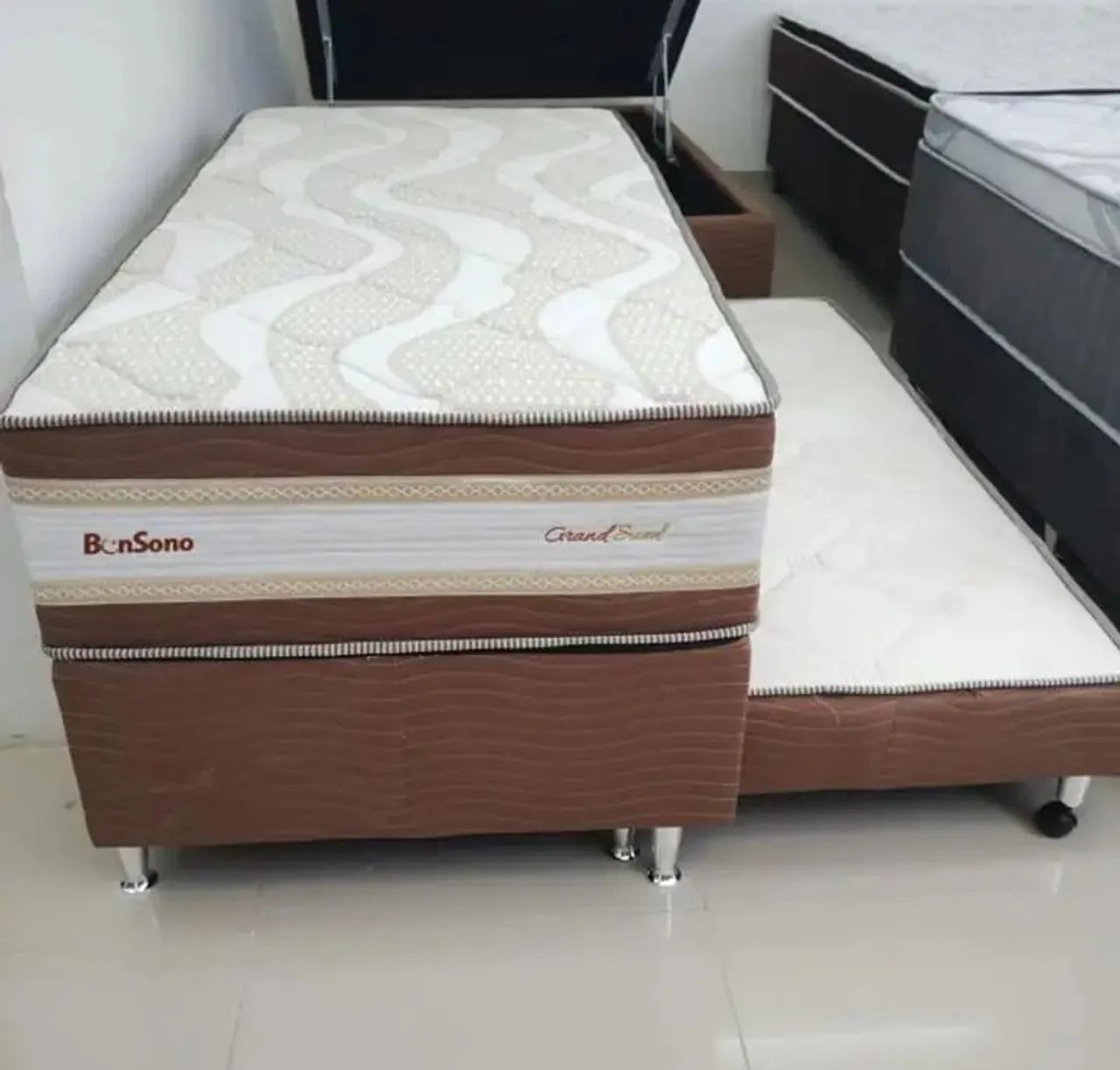 Box com auxiliar bom sono Grand sued 