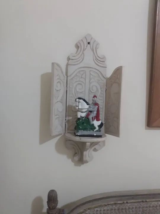 Nicho em madeira talhada - Antiguidade