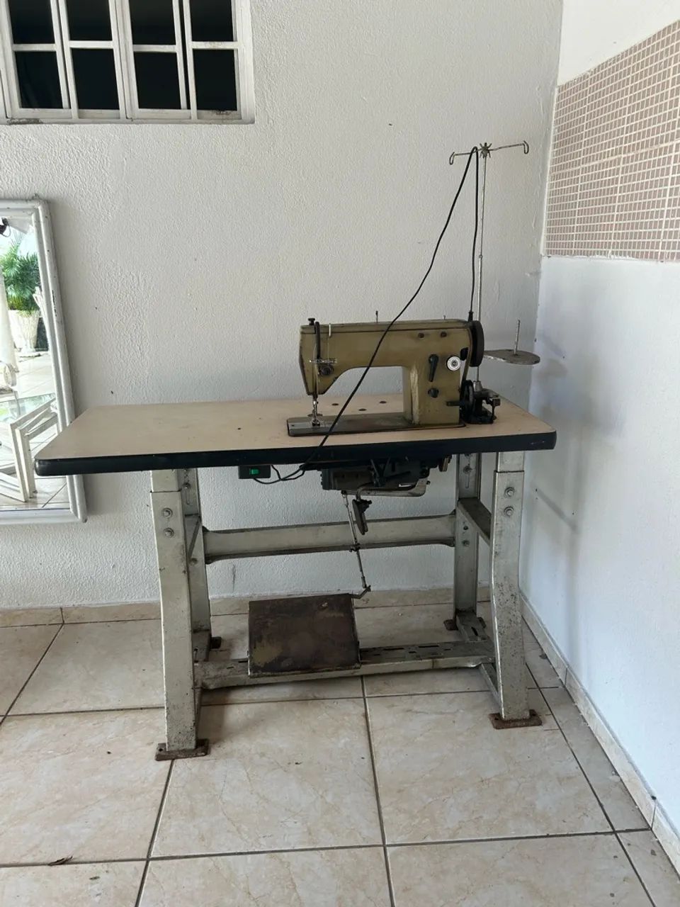 Máquina de Costura Industrial - Semi-nova