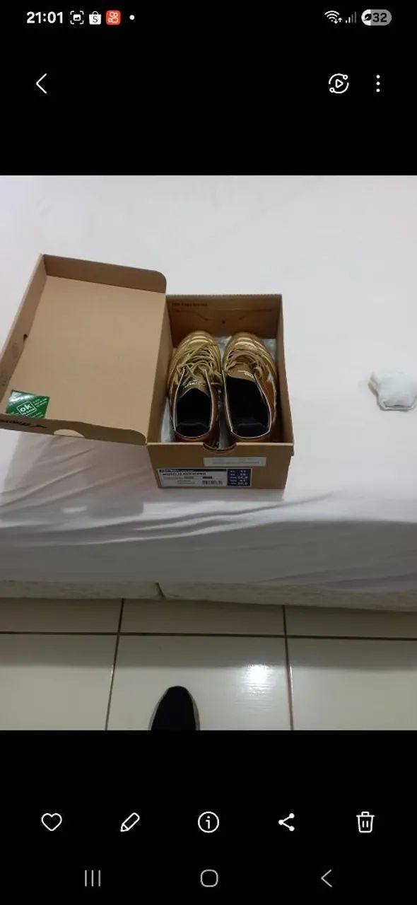 CHUTEIRA MIZUNO MORELIA N°43 DOURADA - Foto 5