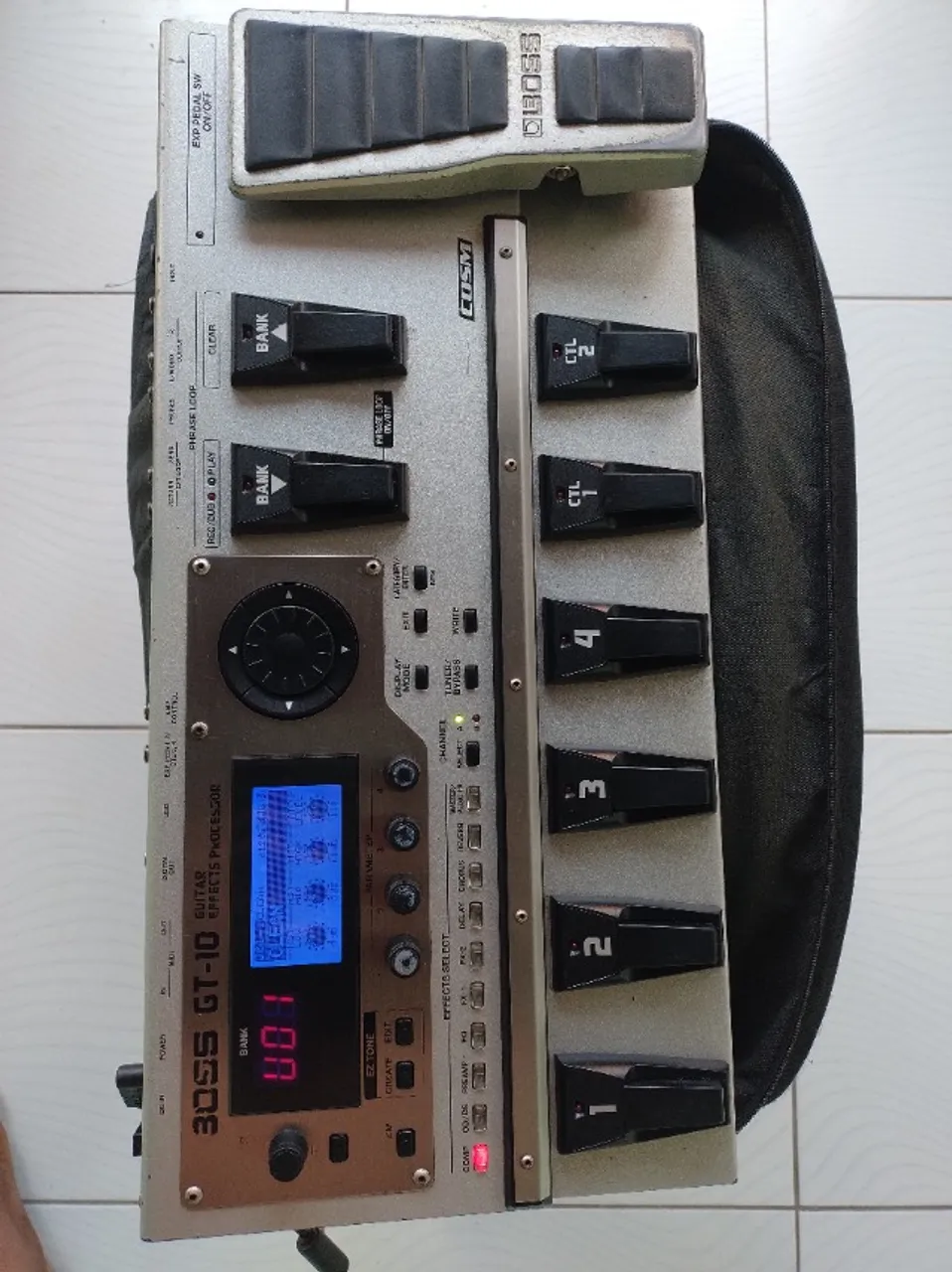 Boss Gt10 roland