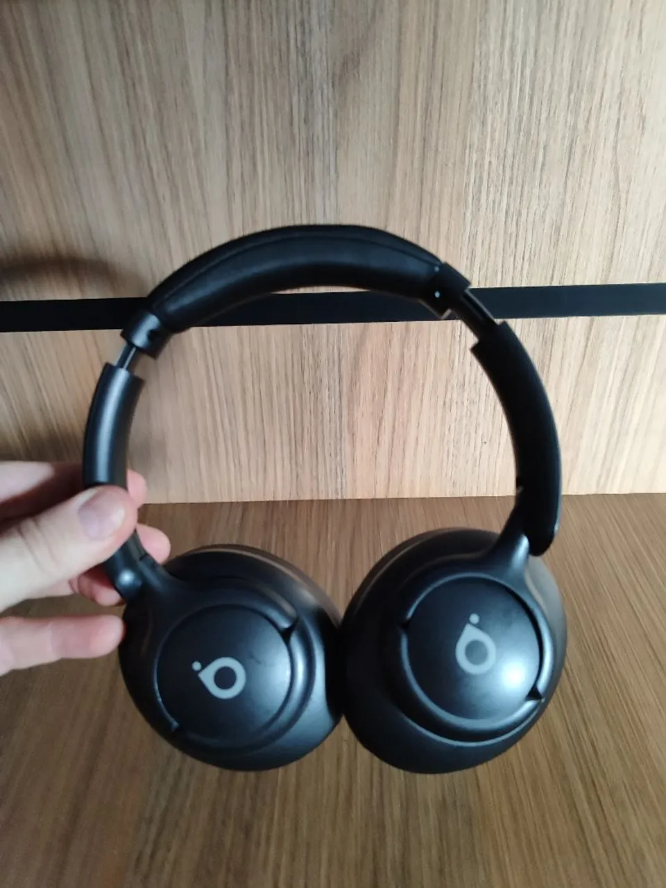 Fone de Ouvido Bluetooth com Microfone e ANC