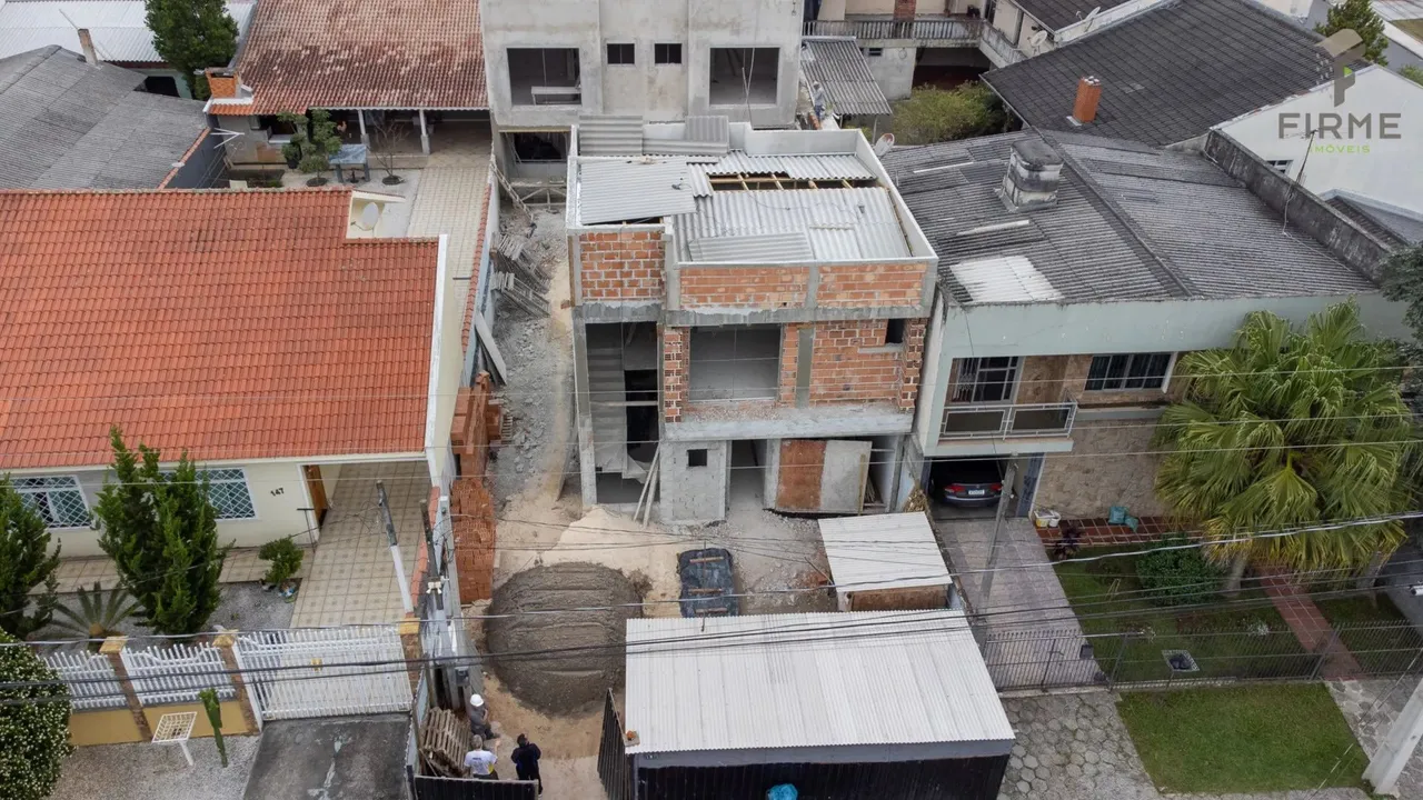 Sobrado com 3 quartos à venda por R$ 749000.00, 121.64 m2 - CAPAO RASO - CURITIBA/PR