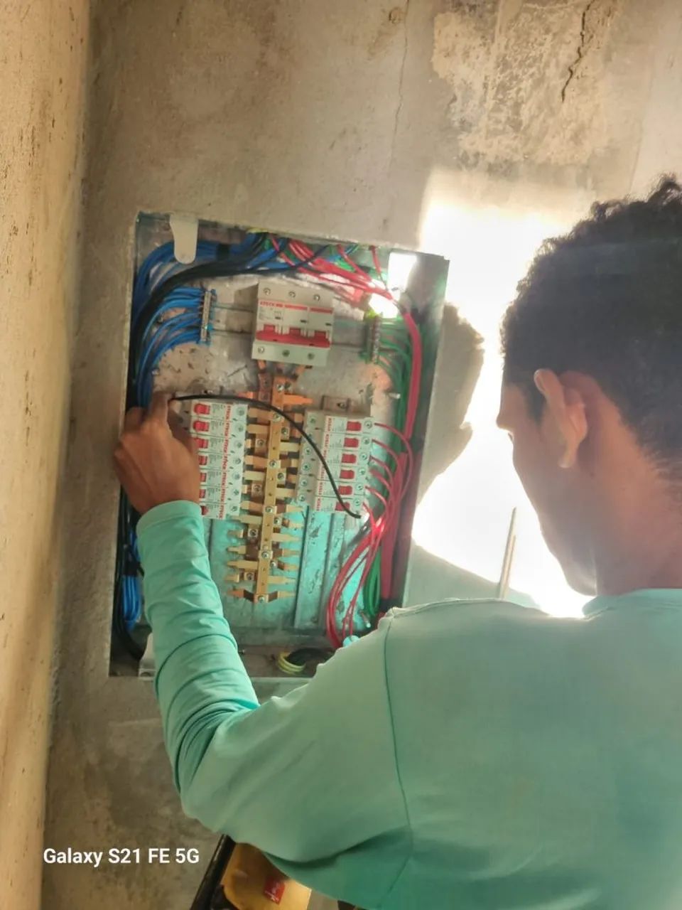 ELETRICISTA 24 hrs  - Foto 3