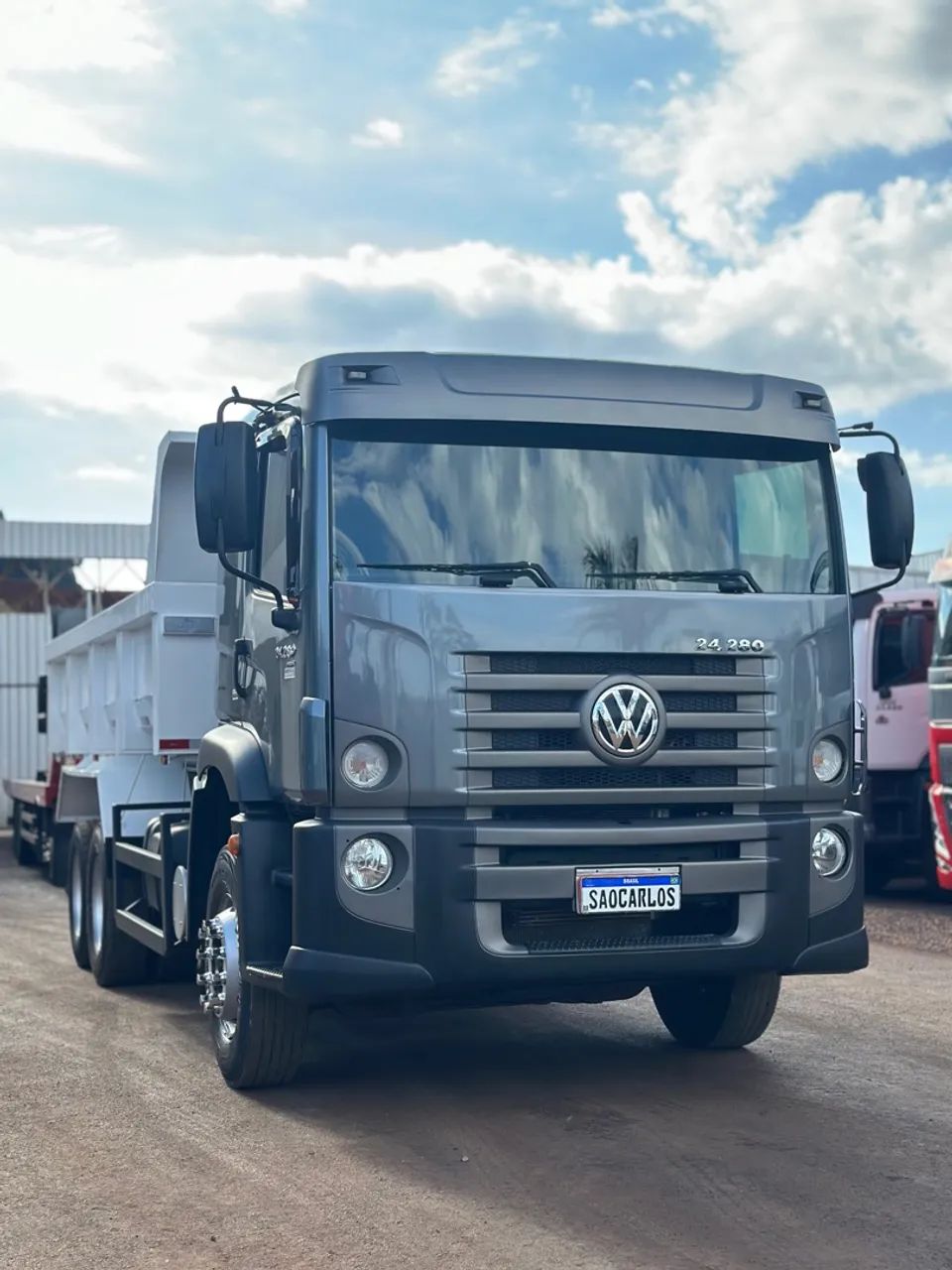 Volkswagen 24-280 2018 caçamba nova  - Foto 5