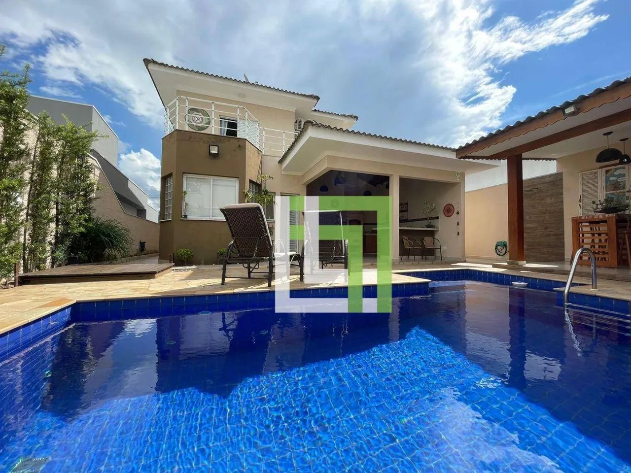 Casa com 3 dormitórios para alugar, 258 m² por R$ 9.765,00/mês - Residencial Ibi-aram II - - Foto 2