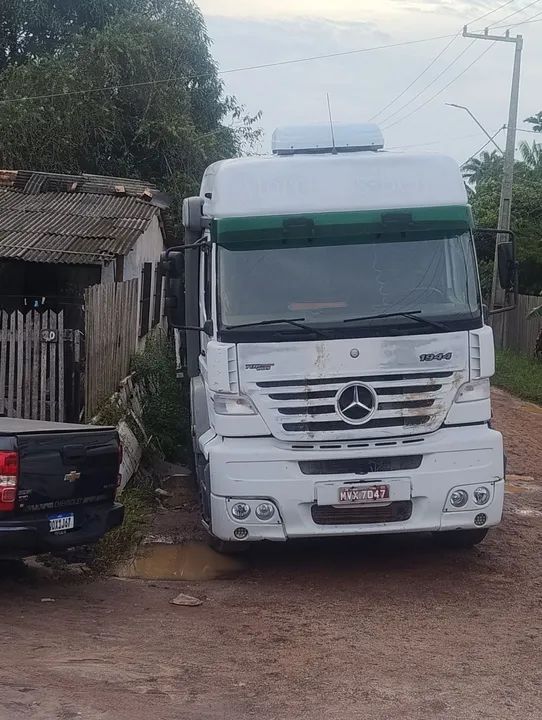 Caminhão cavalo Truck 19.44 -ano  2004 - Foto 2