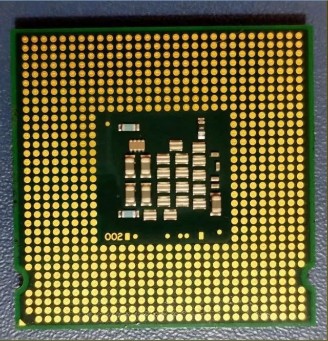 Processador Intel Celeron 440 Sl9xl  2.00ghz  (Usado) - Foto 2