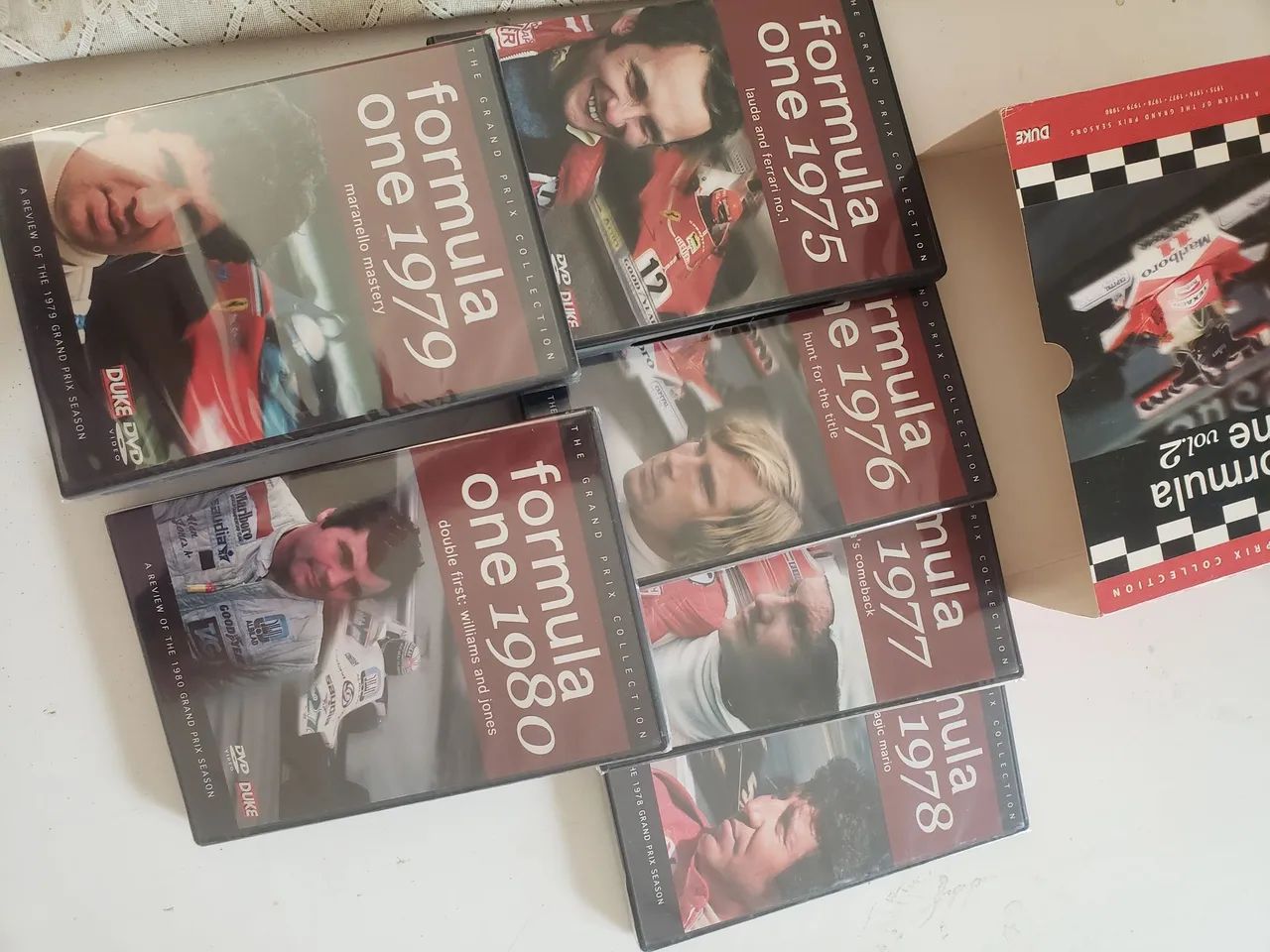 DVD'S  lacrados (coleção fórmula 1)  - Foto 4