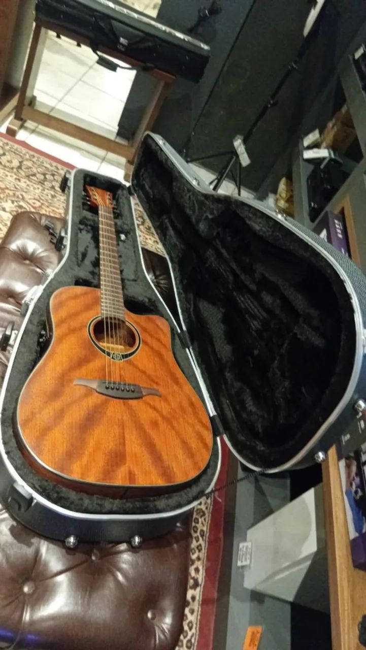 Violão Lag Tramontane