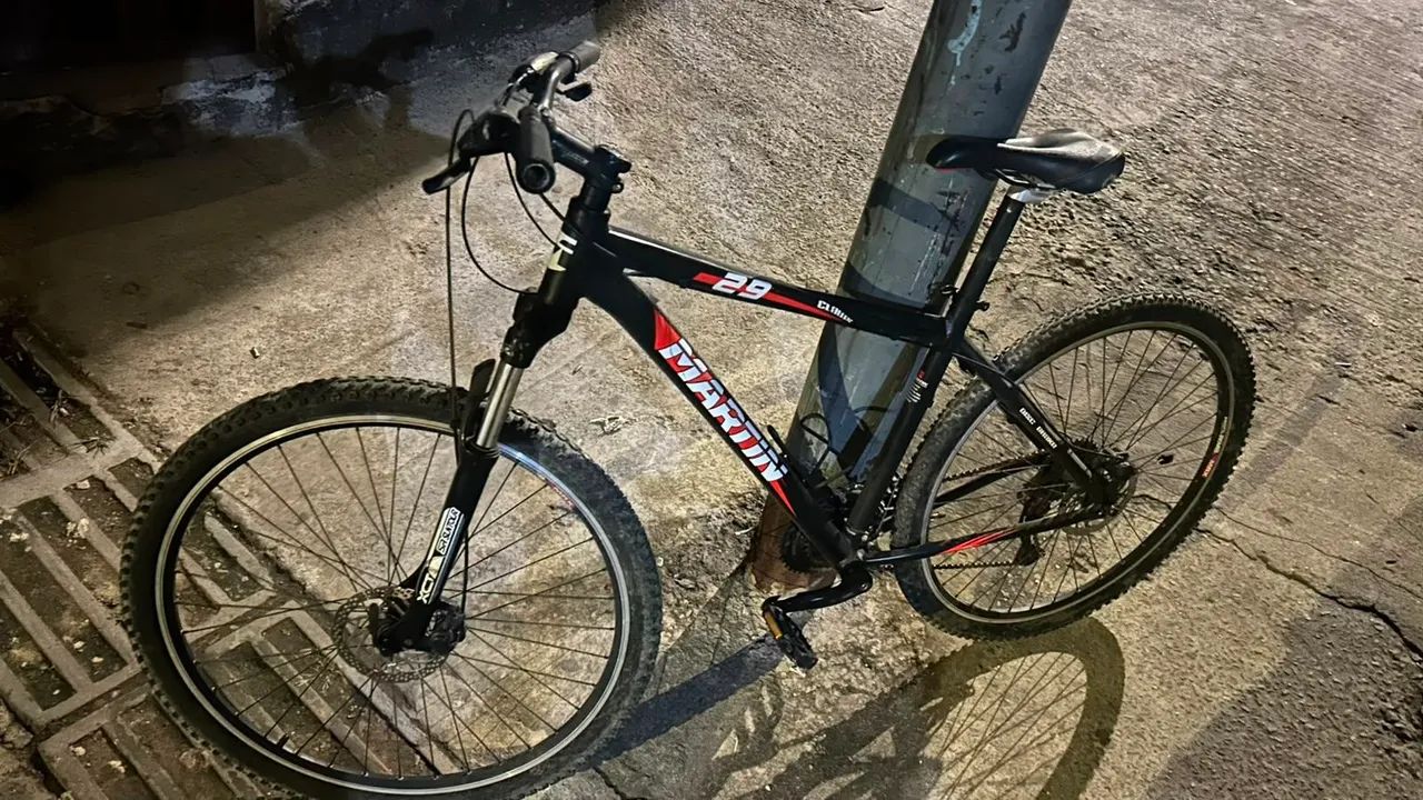 Bicicleta Aro 29 - 27V - Foto 2