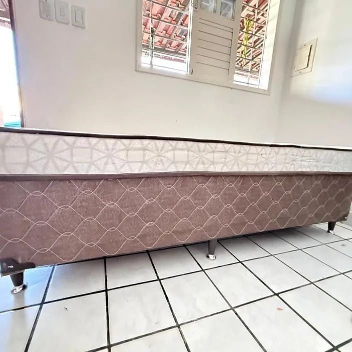 Vendo uma cama de solteiro - Foto 2