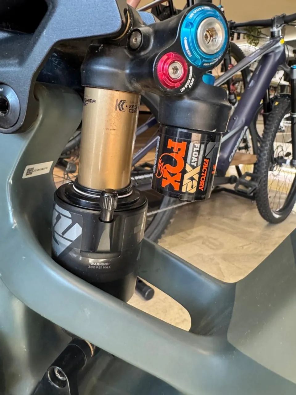 Sense Exalt E-trail Carbon Comp modelo  2022 Tam M aro 29  - Foto 4