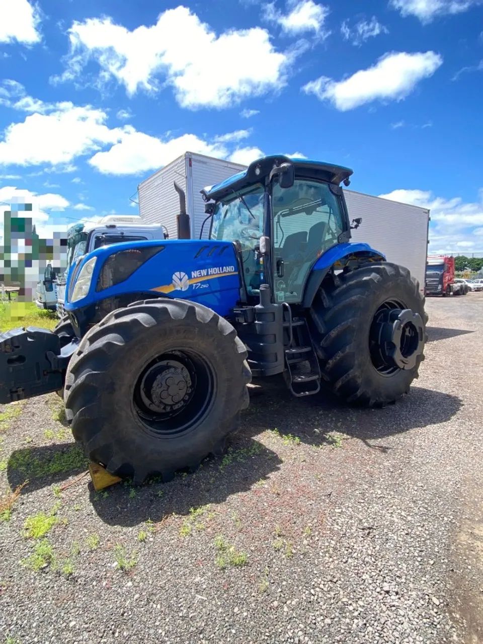  Vende-se Trator de Pneu New Holland T7 260 ano: 2021 - Foto 2