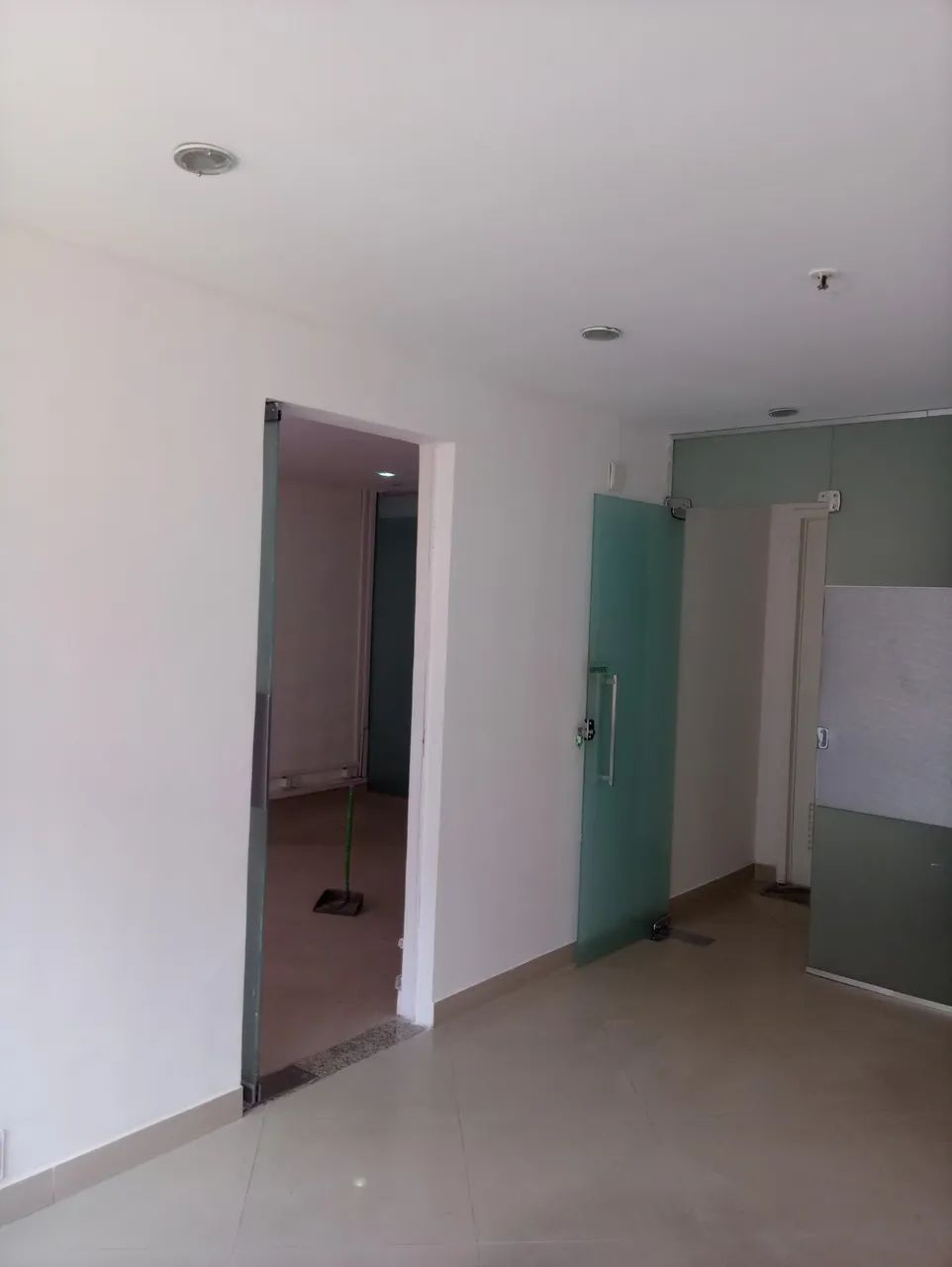 Sala/Conjunto para aluguel tem 57 metros quadrados em Centro - Rio de Janeiro - RJ - Foto 5