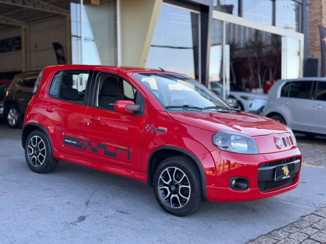 Fiat Uno Sporting 1.4 EVO Fire Flex 8V 4P 2012 - Foto 4
