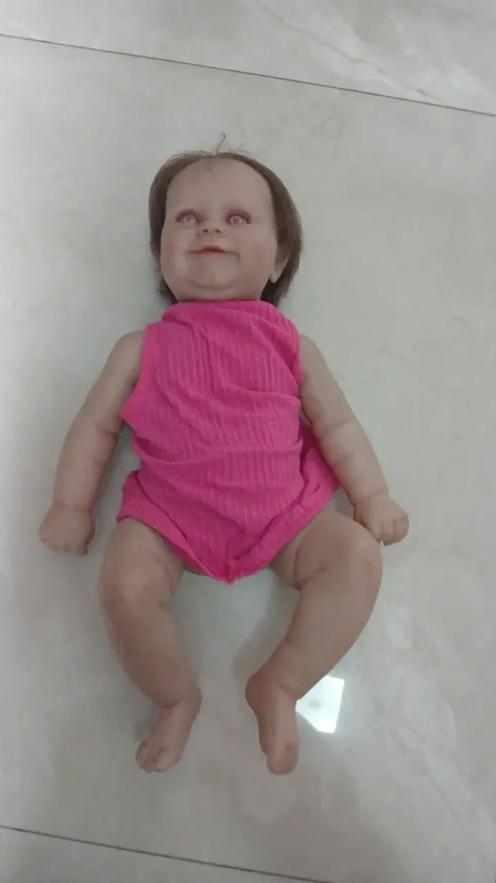 Boneca de vinil