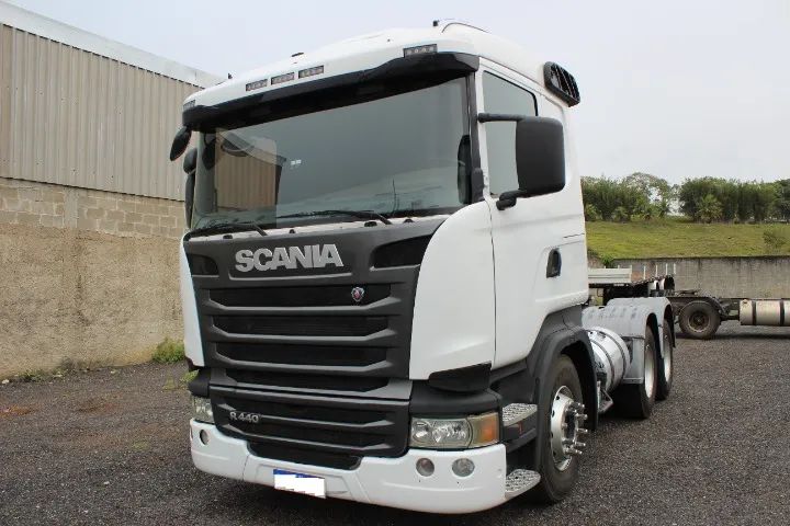 "Scania R440 A 6.2 2015 