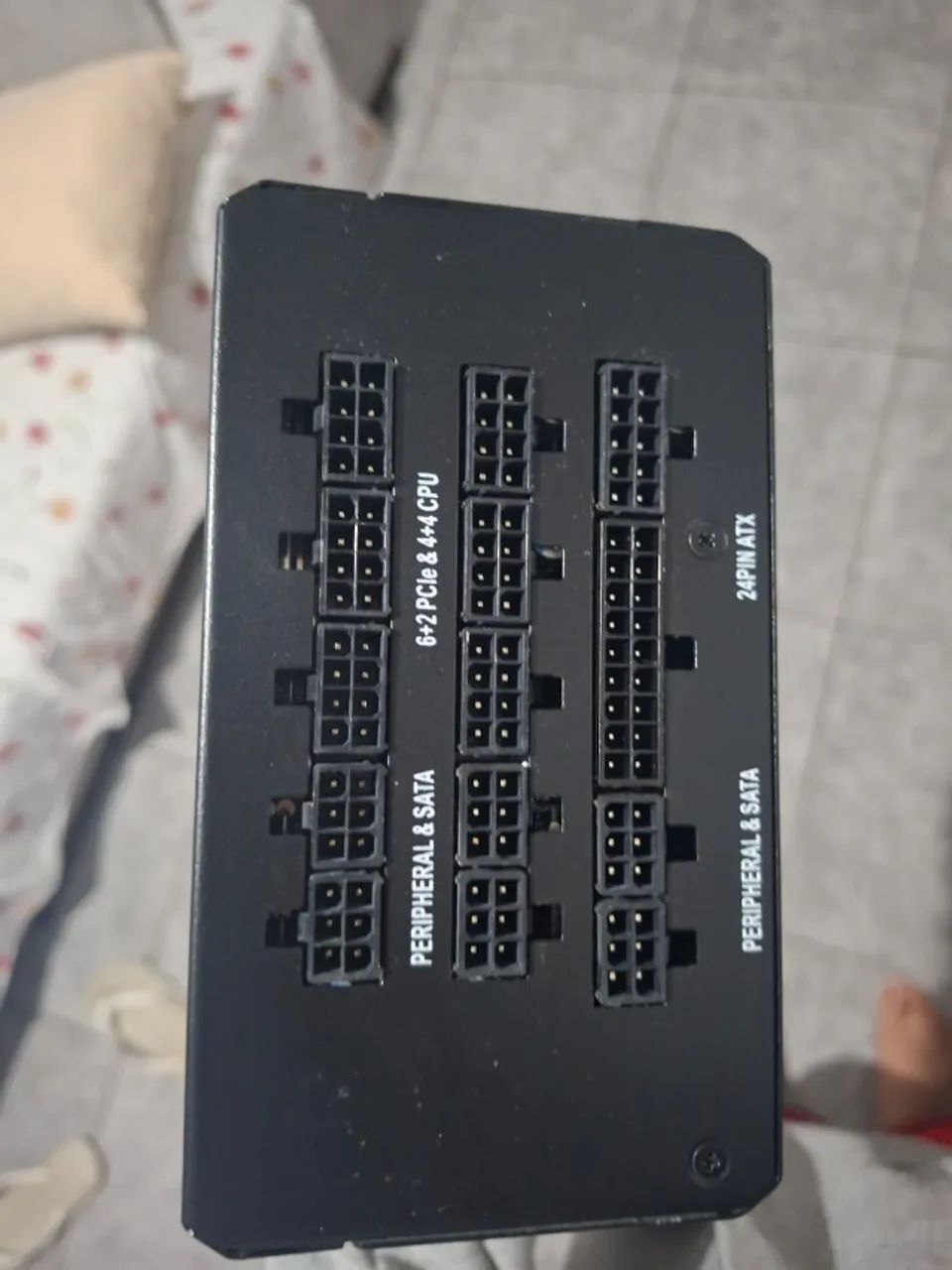 Fonte Corsair 1000 Wts RM1000x 80 Plus Prata - Foto 4