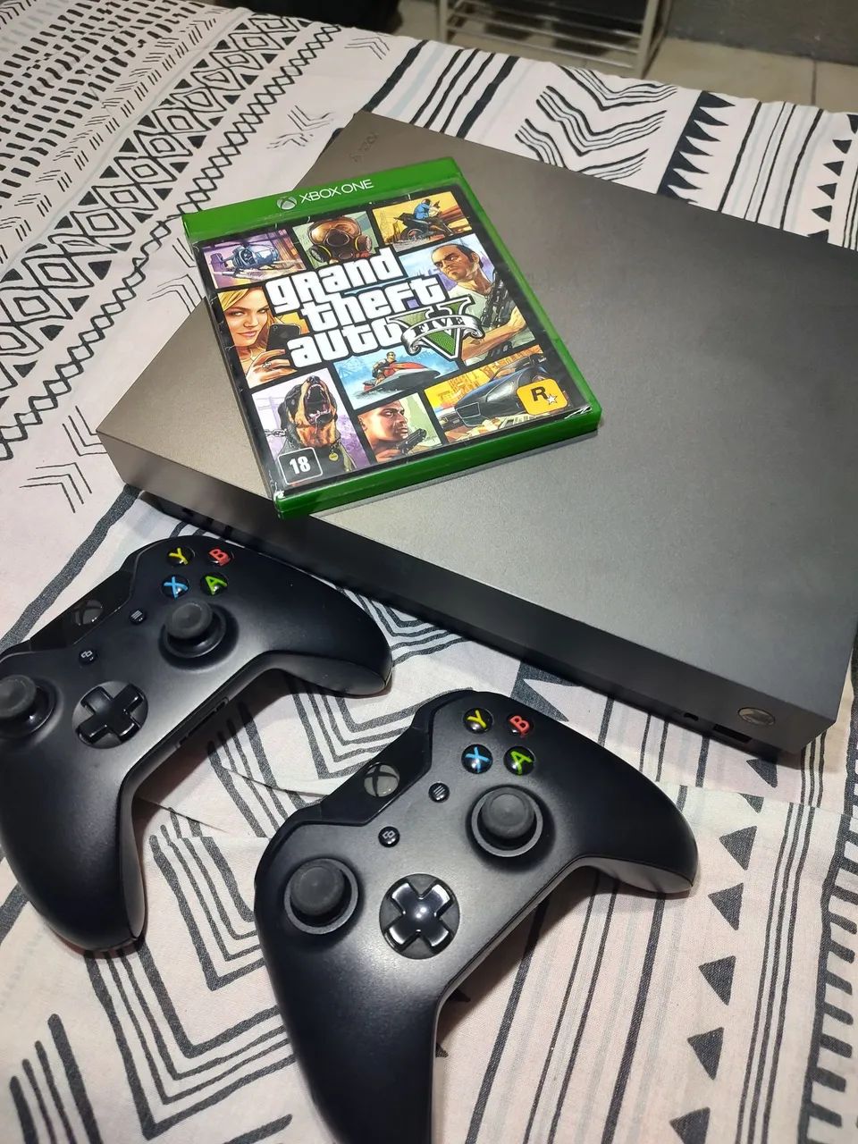 Xbox One X - Foto 2