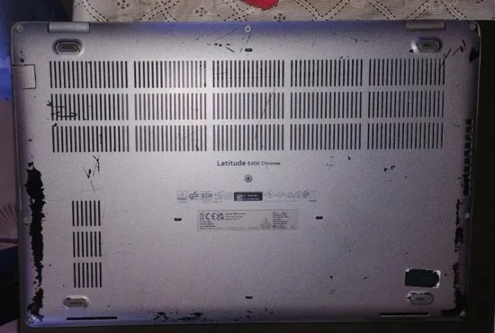 Dell Latitude 5400 Chromebook Enterprise - Core i5 - 8 GB RAM - SSD 128 GB - Foto 3