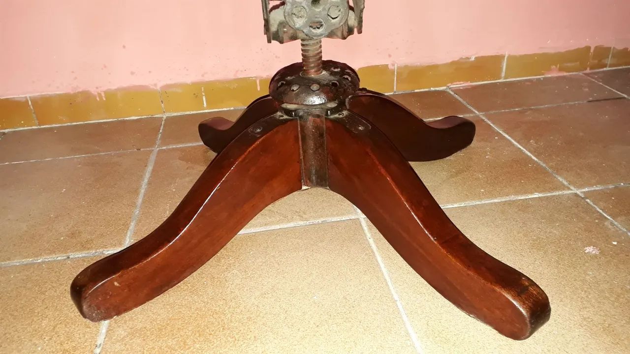 Sofá marquesa de madeira Nobre 65115876045699122