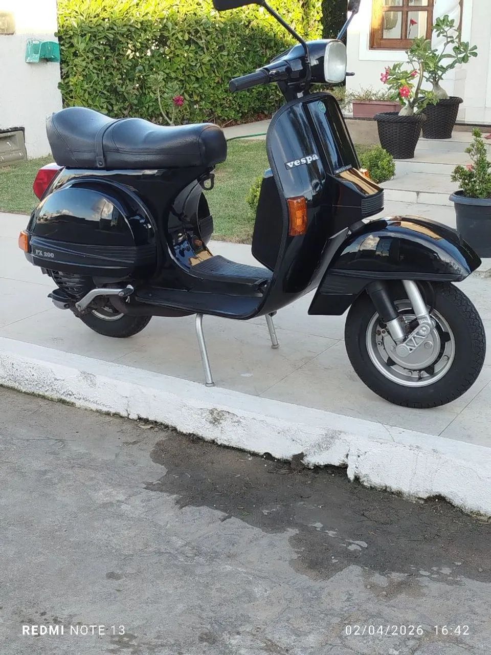 Vespa PX 200