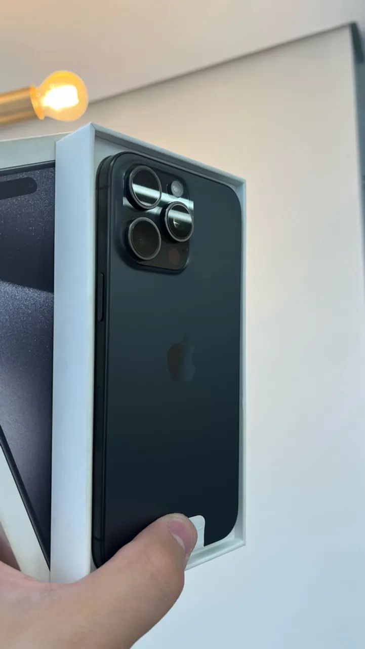 iPhone 15 Pro Max  - Foto 2