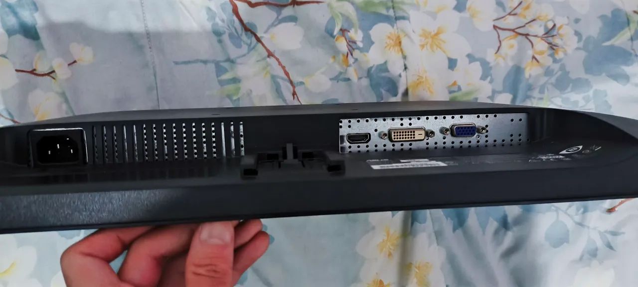 Monitor ASUS - 23,8' - 75hz - Foto 5