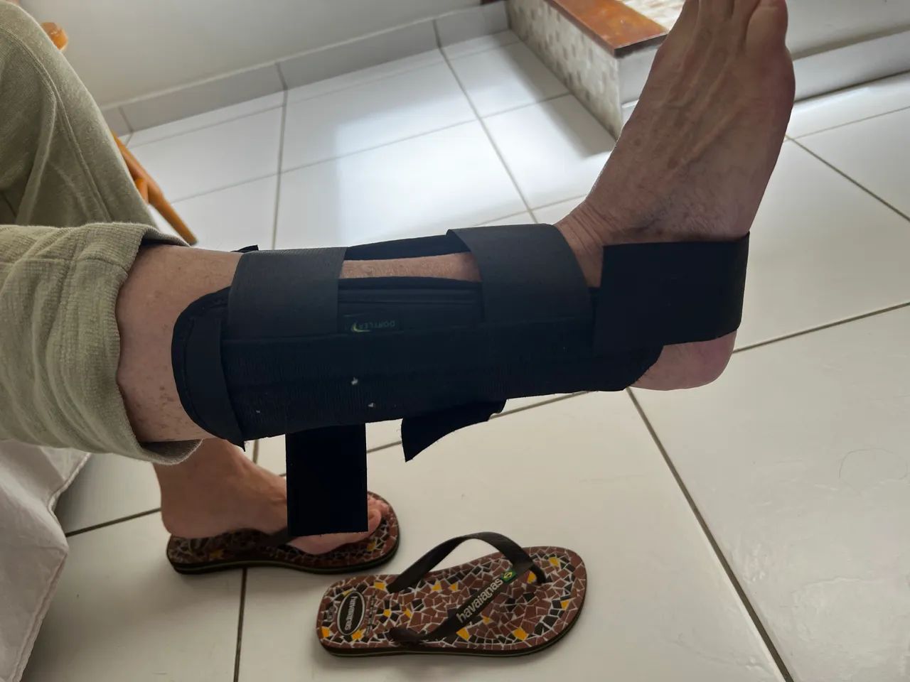 Suporte ortopédico para tornozelo  - Foto 3