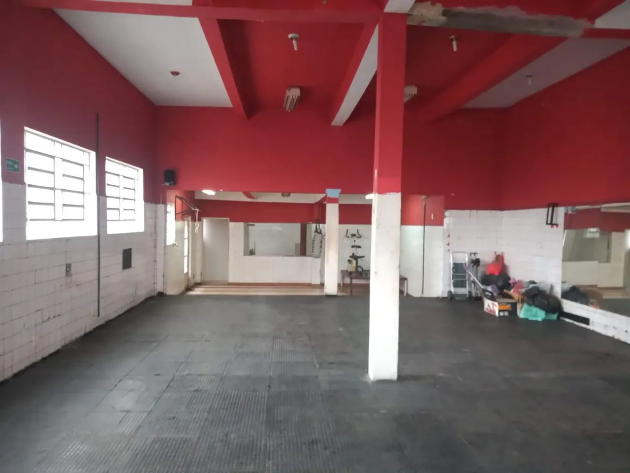 Prédio Comercial com Renda  possui 500 metros em ESTRADA DE ITAPECERICA DA SERRA SP - Foto 3