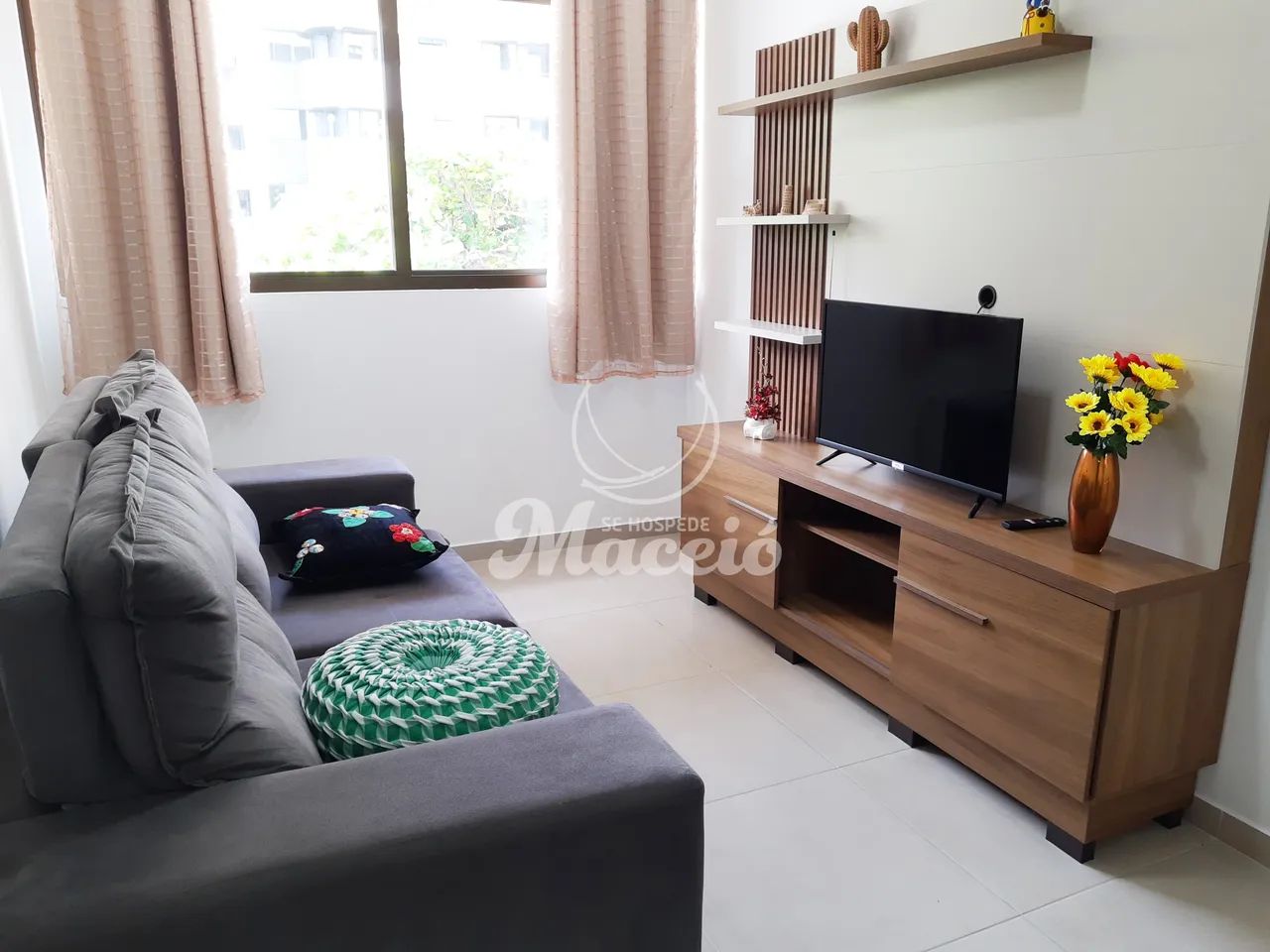 Quarto e sala para alugar na Ponta Verde - Foto 2