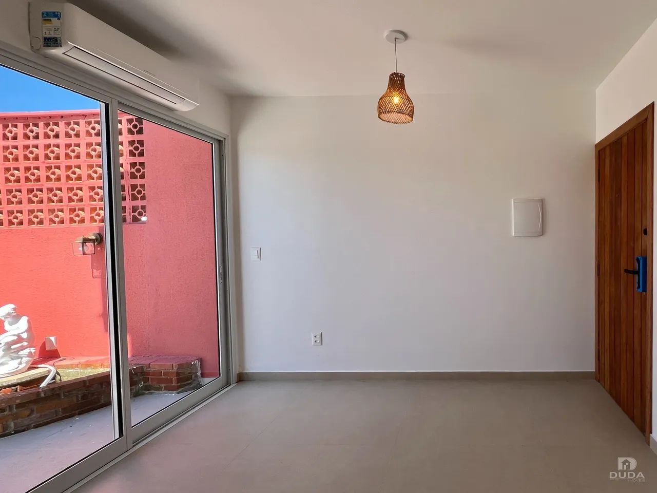 Apartamento Garden 1 dormitório em Coqueiros - Foto 2
