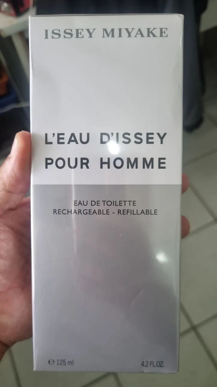 Vendo perfume original importado issy Miake