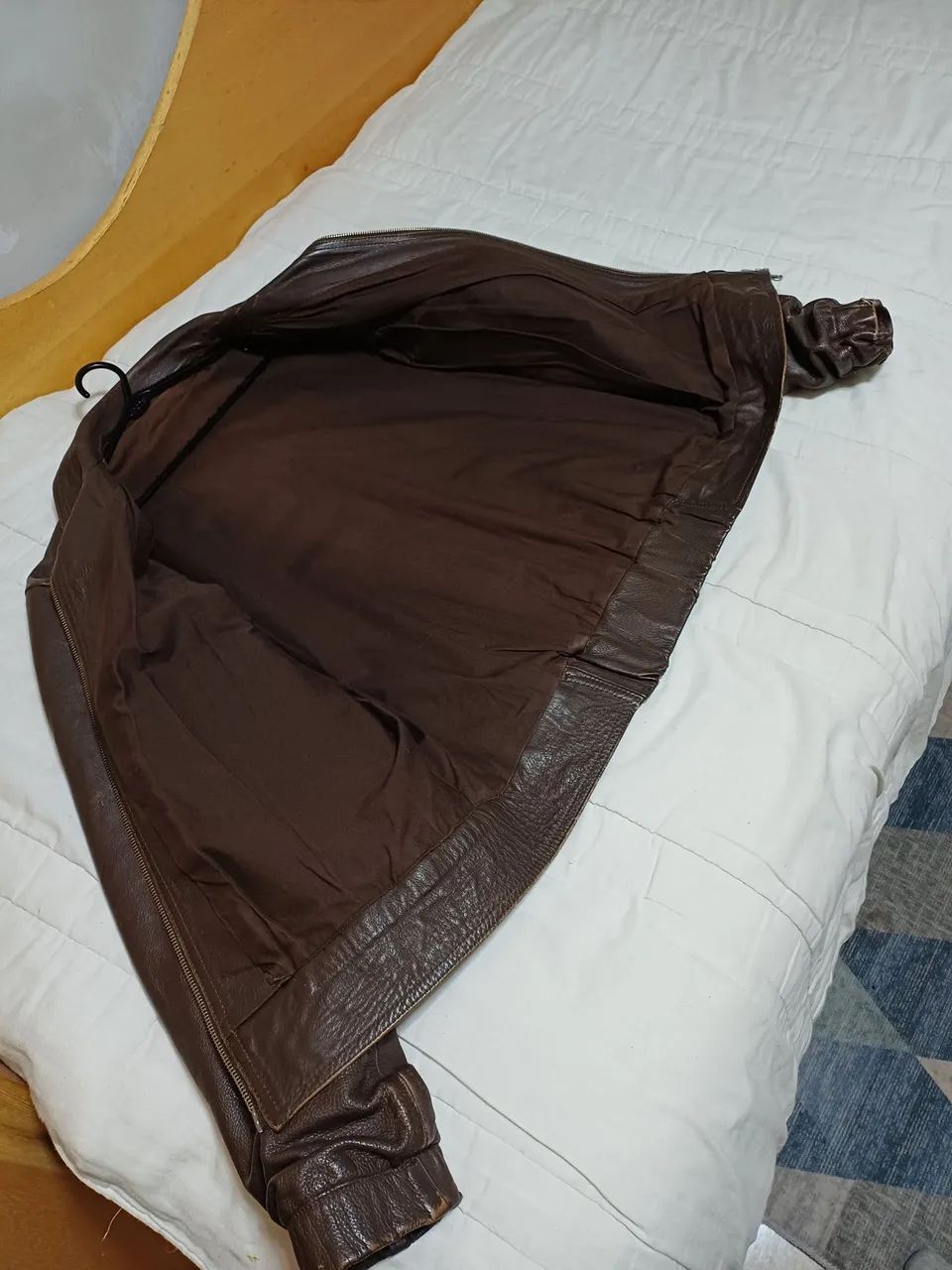 Jaqueta de couro marrom bomber - Foto 3