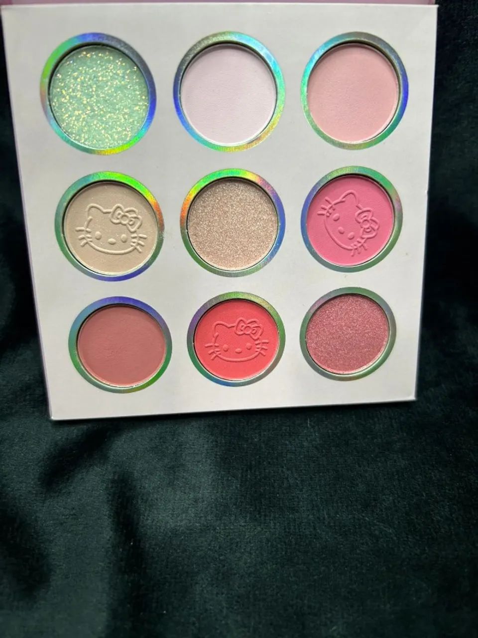 paleta de sombras hello kitty - look at me - Foto 3