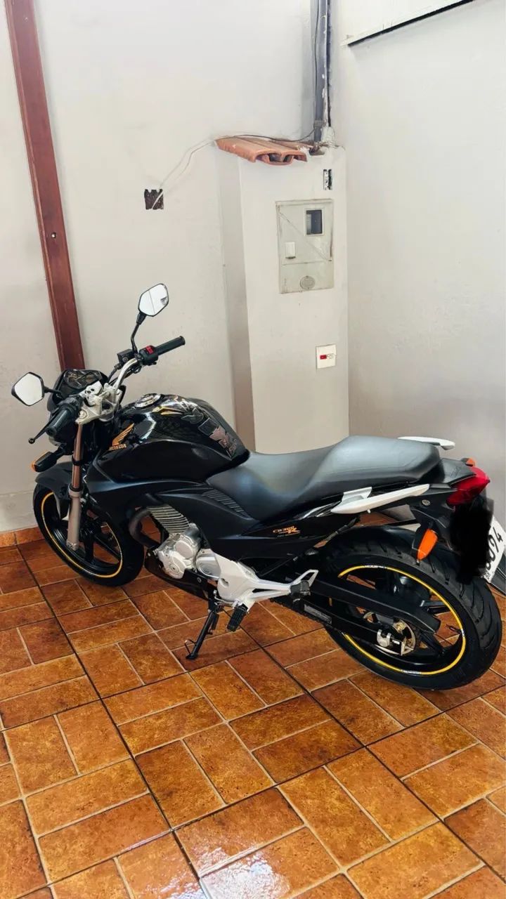 CB300R 2° DONO - Foto 3