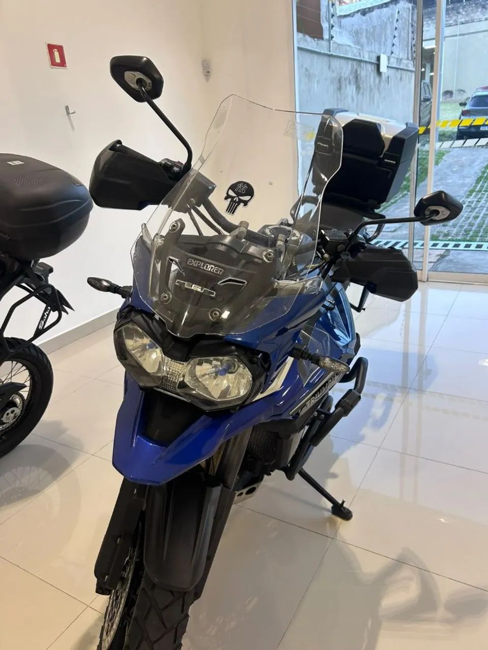 Triumph tiger 