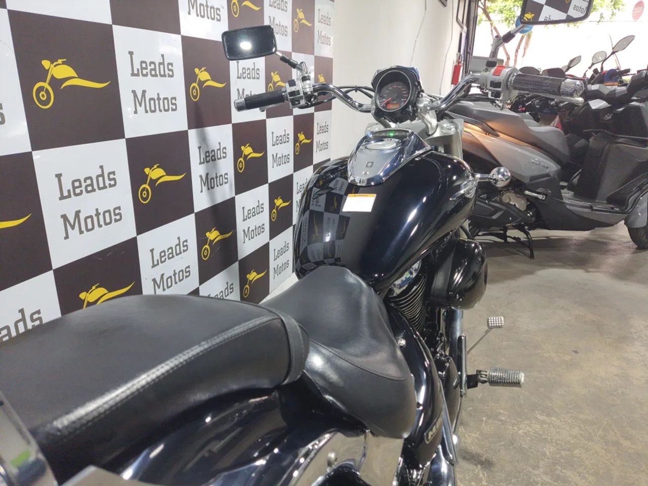 Suzuki Boulevard M800 - Foto 5