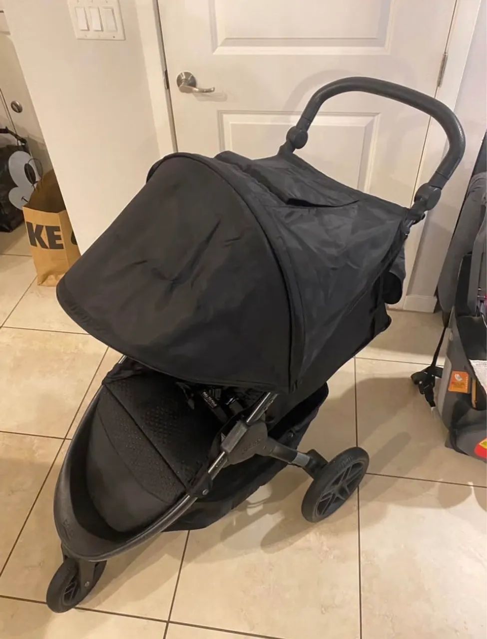 Carrinho de passeio bebê Britax 