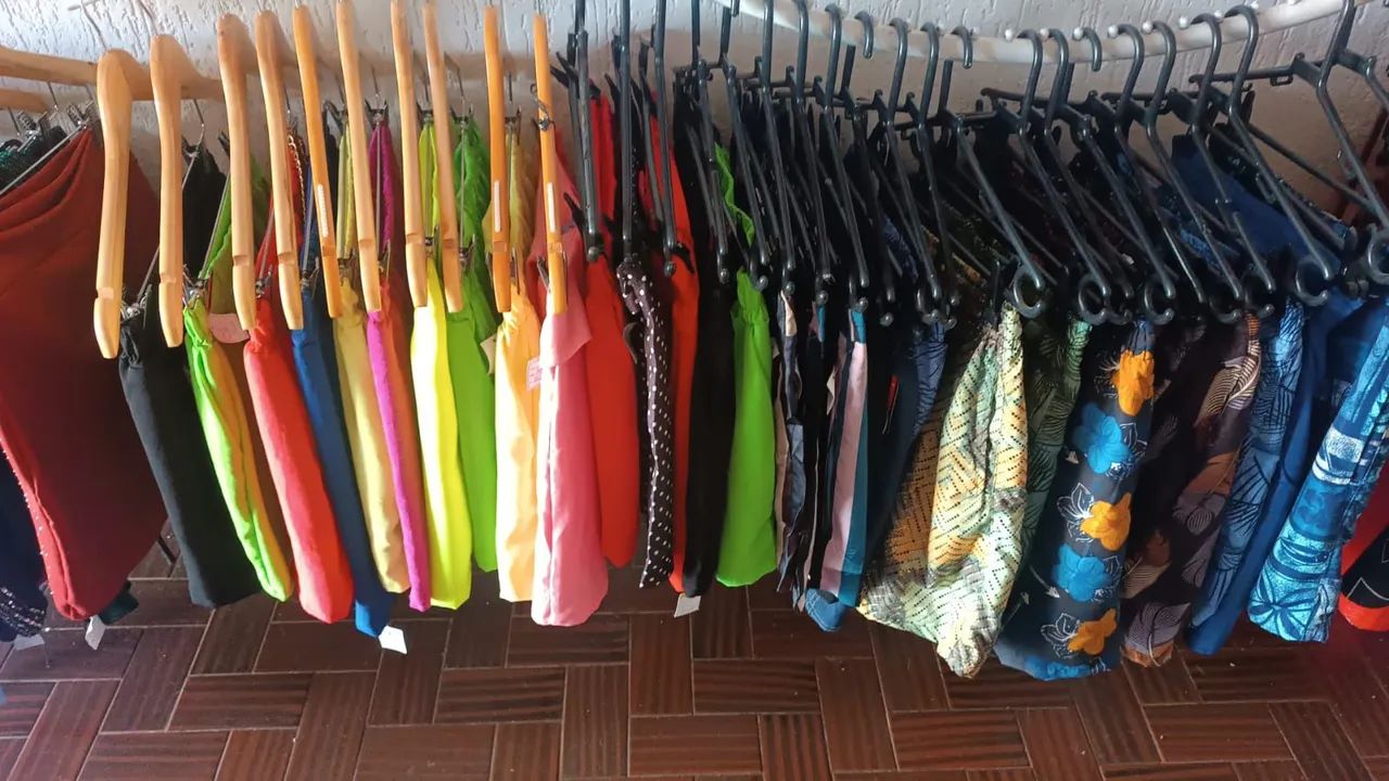 Roupas estoque de loja - Foto 4