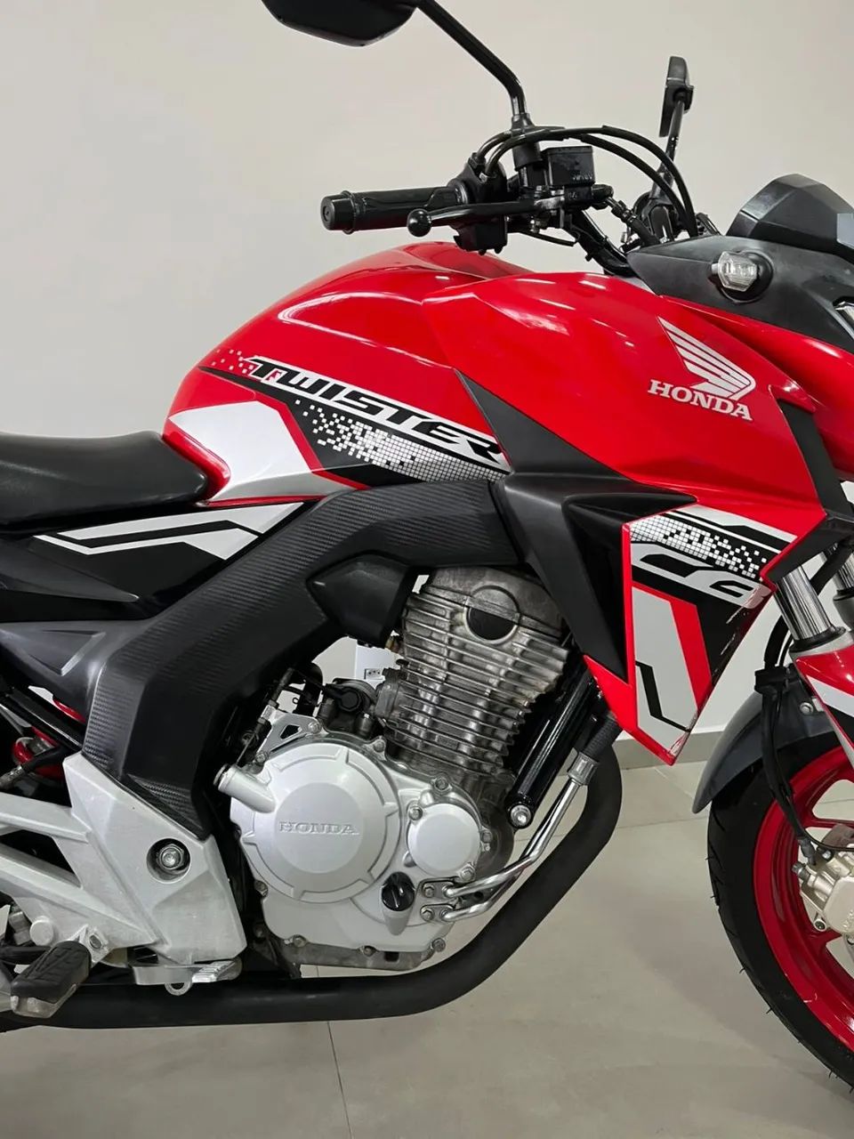 CB 250 TWISTER COM ABS (UNICA DONA) - Foto 2