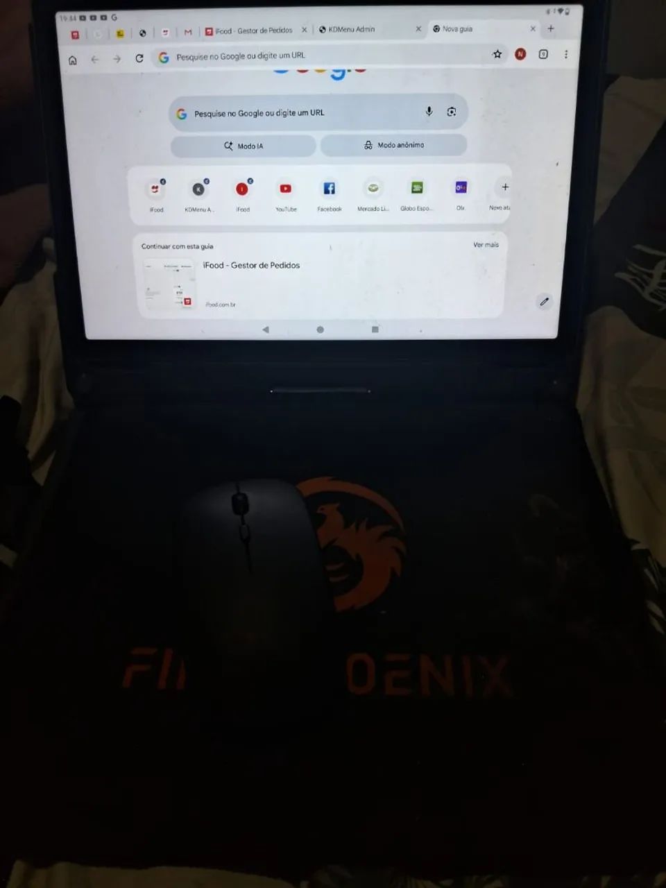 Tablet marca E19 com teclado e 256Gb de memória 