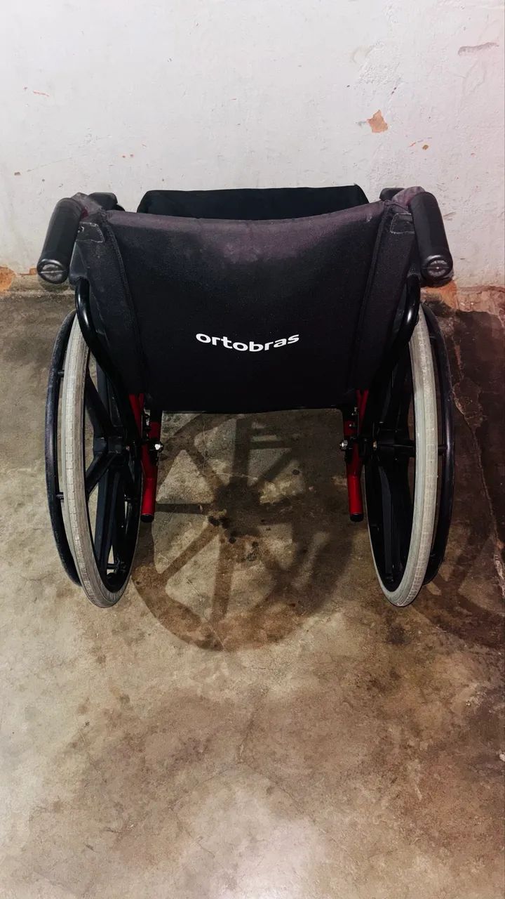 Cadeira de rodas  - Foto 2
