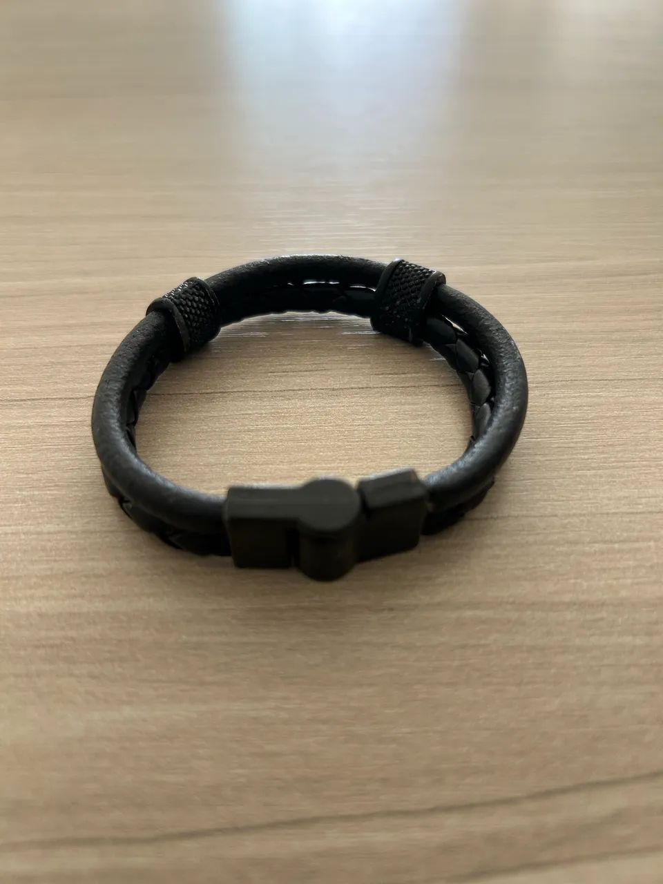 Pulseira masculina couro