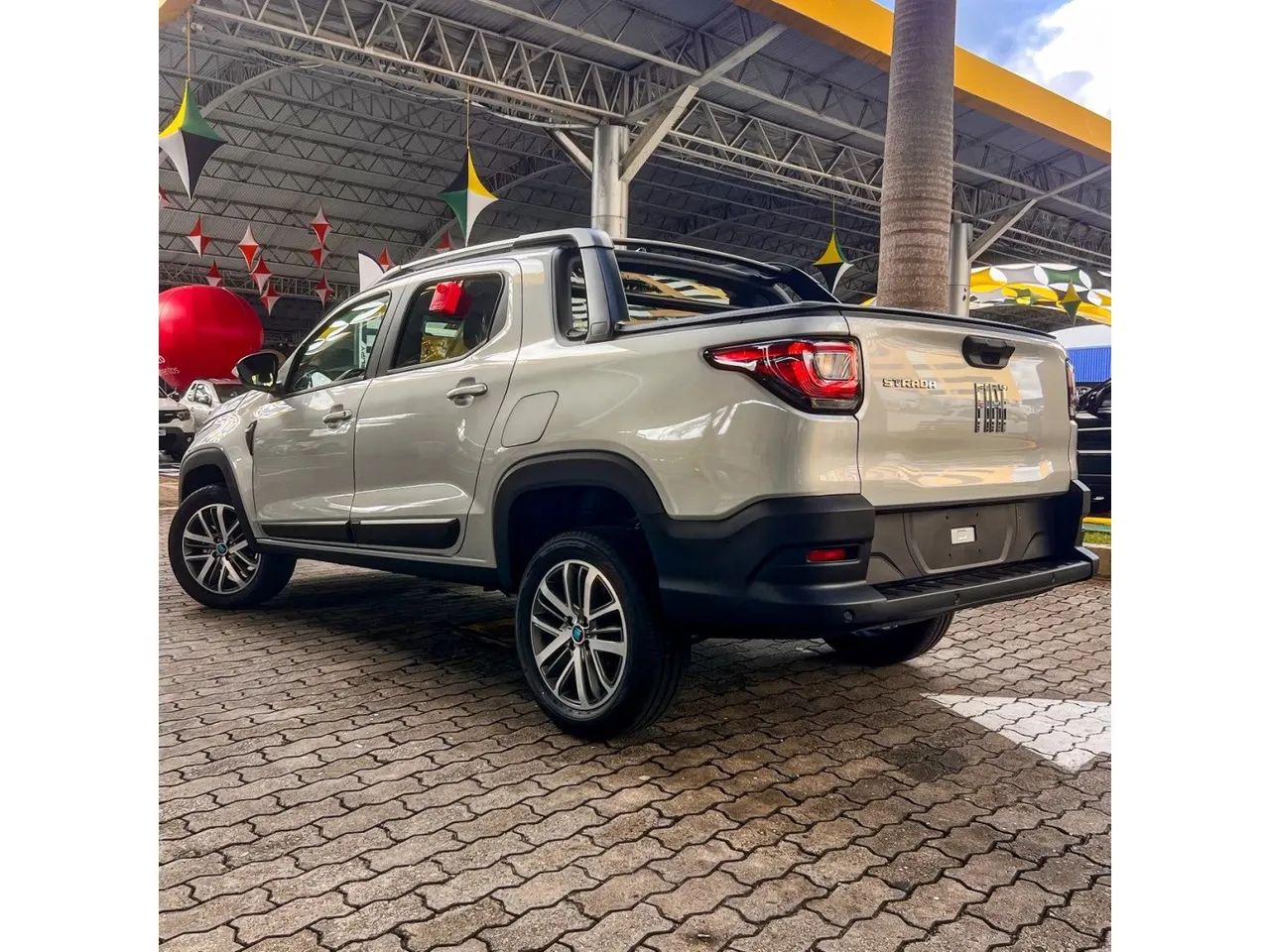 Fiat Strada Volcano 1.3 Flex 8V CD 2027 - Foto 5