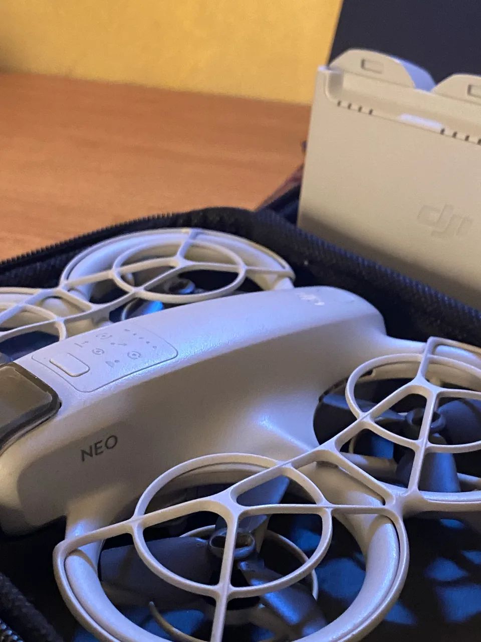DRONE DJI NEO
