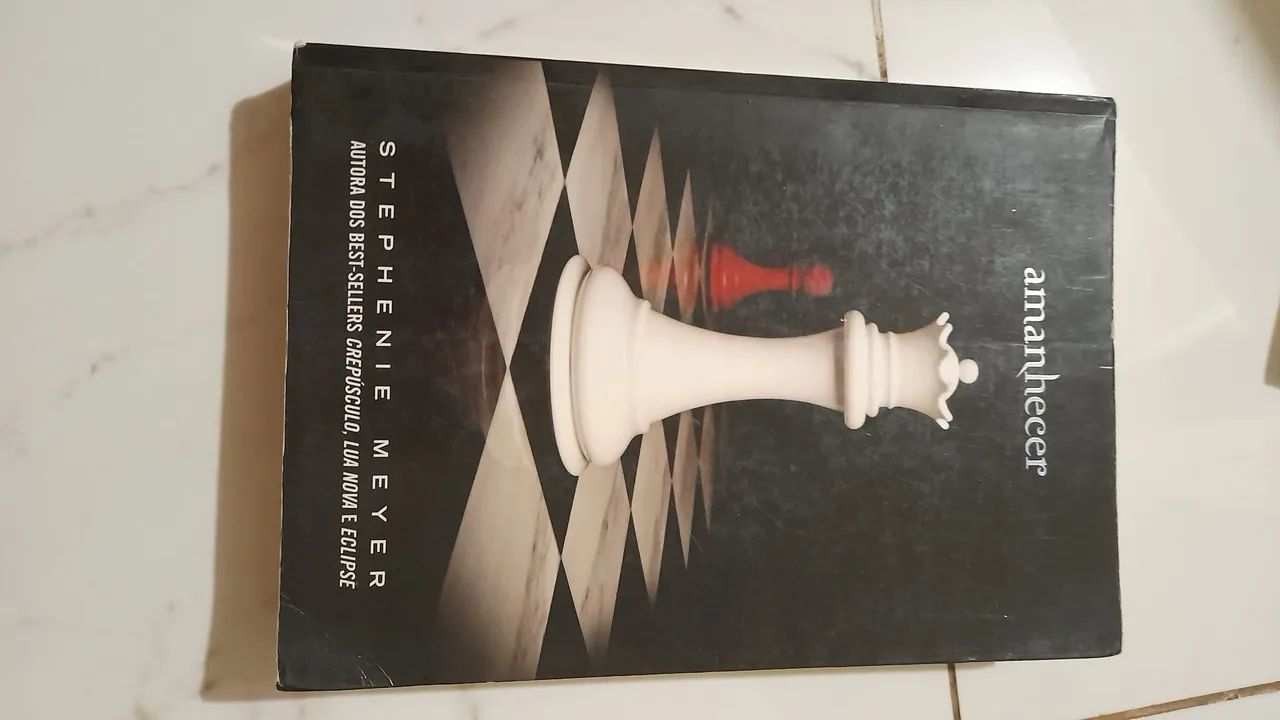 Livros Ecplise e Amanhecer  - Foto 3